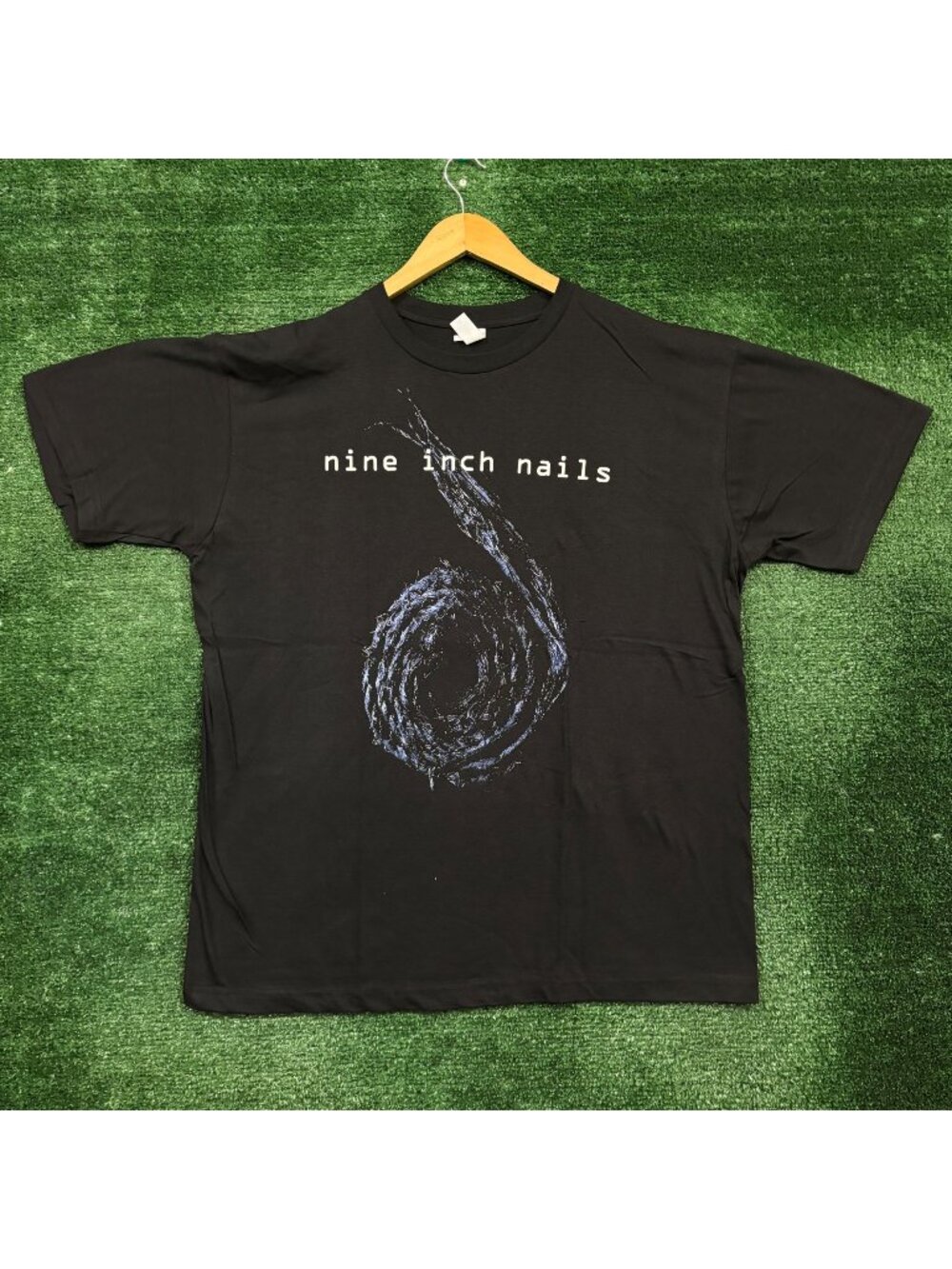 Nine Inch Nails Spiral Graphic T-Shirt Size Extra Large